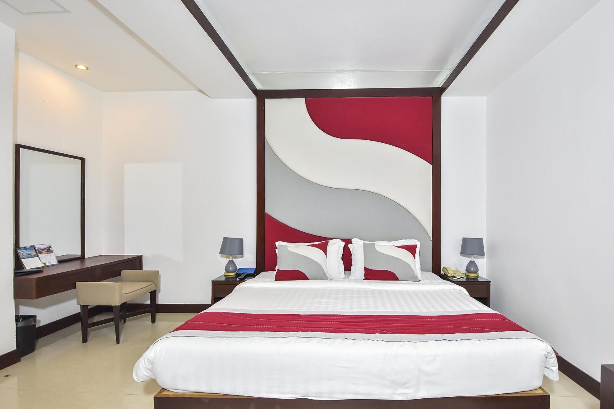 Independence Hotel Resort & Spa Sihanoukville Dış mekan fotoğraf